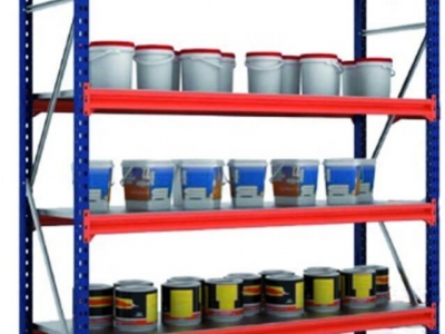 Optimisez votre stockage avec le rayonnage mi-lourd Cegequip